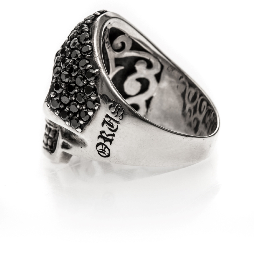 bague-argent-tete-de-mort-precieuse-zirconium-noir