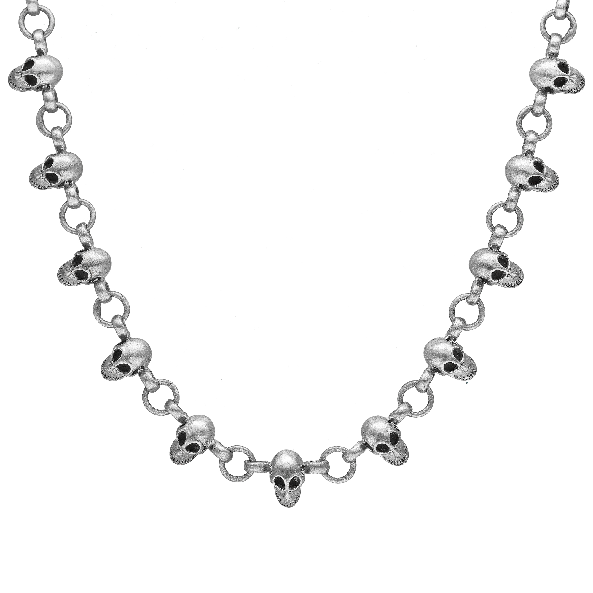 collier-chaine-en-tetes-de-morts